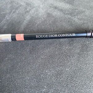 Dior lipliner in Nudestyle 300